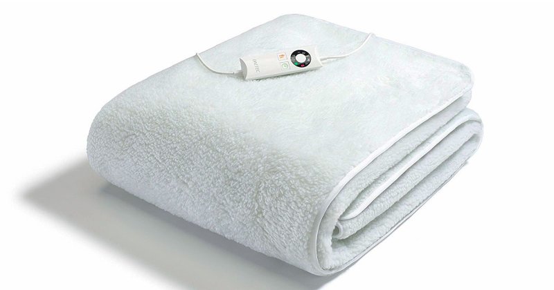 Un ottimo scalda materasso ad angoli di Imetec per letto singolo, in tessuto 100% peluche